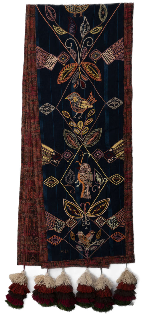 Table Runner with pom-poms