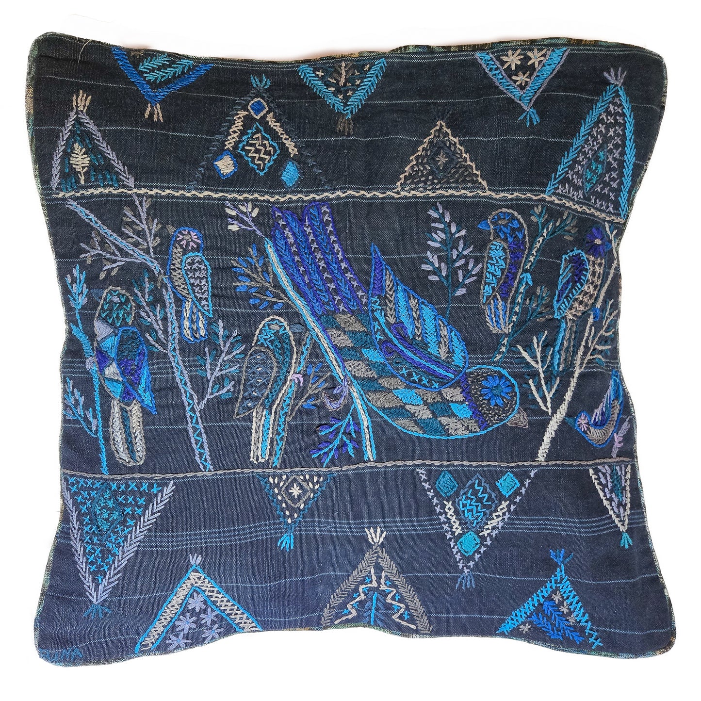 Birds whit Geometric Embroidered Pillow Cover