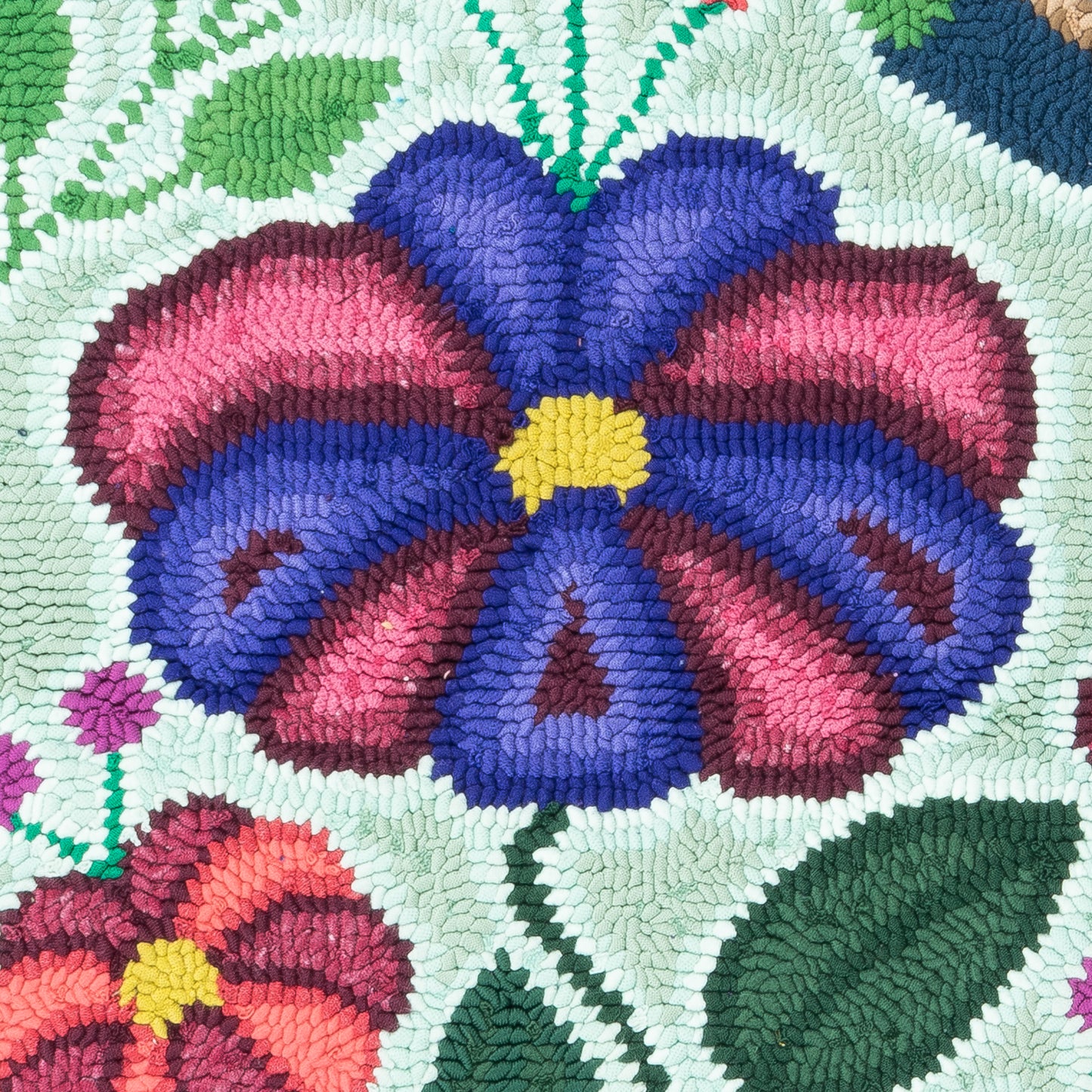 The birds fly Small Rug