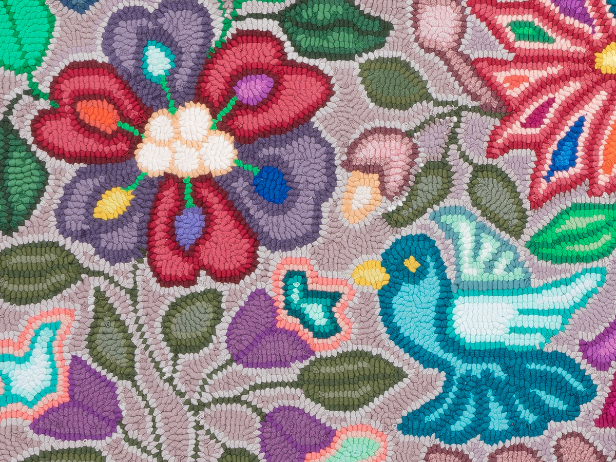 ¨Whispering Garden¨ Hand-Hooked Medium Rug