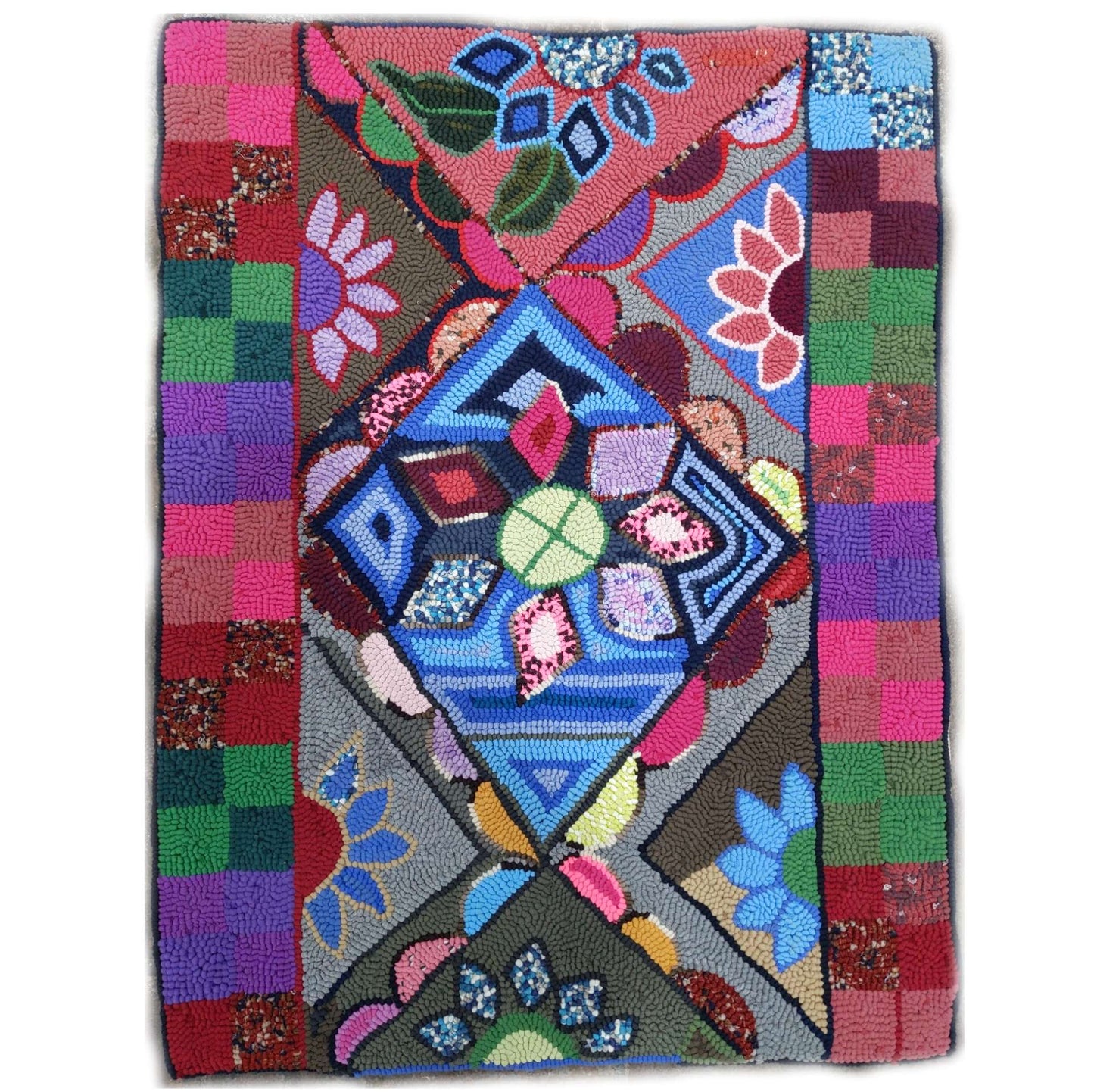Medium rug 24 x 32"