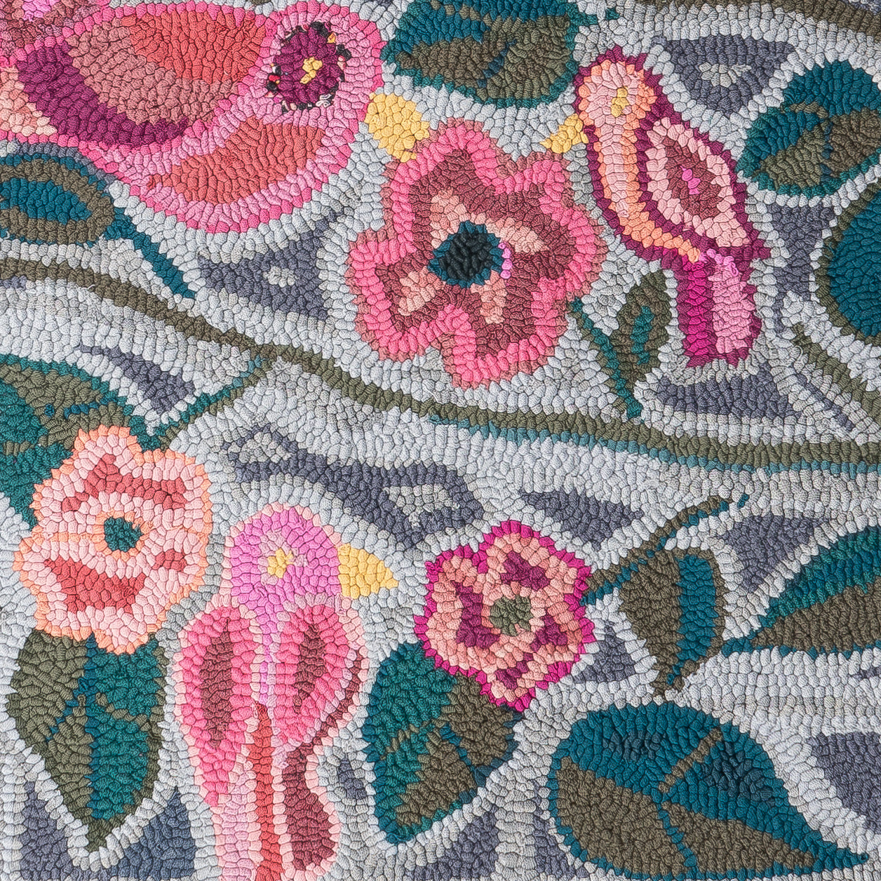 Birds and Leaves Large Rug