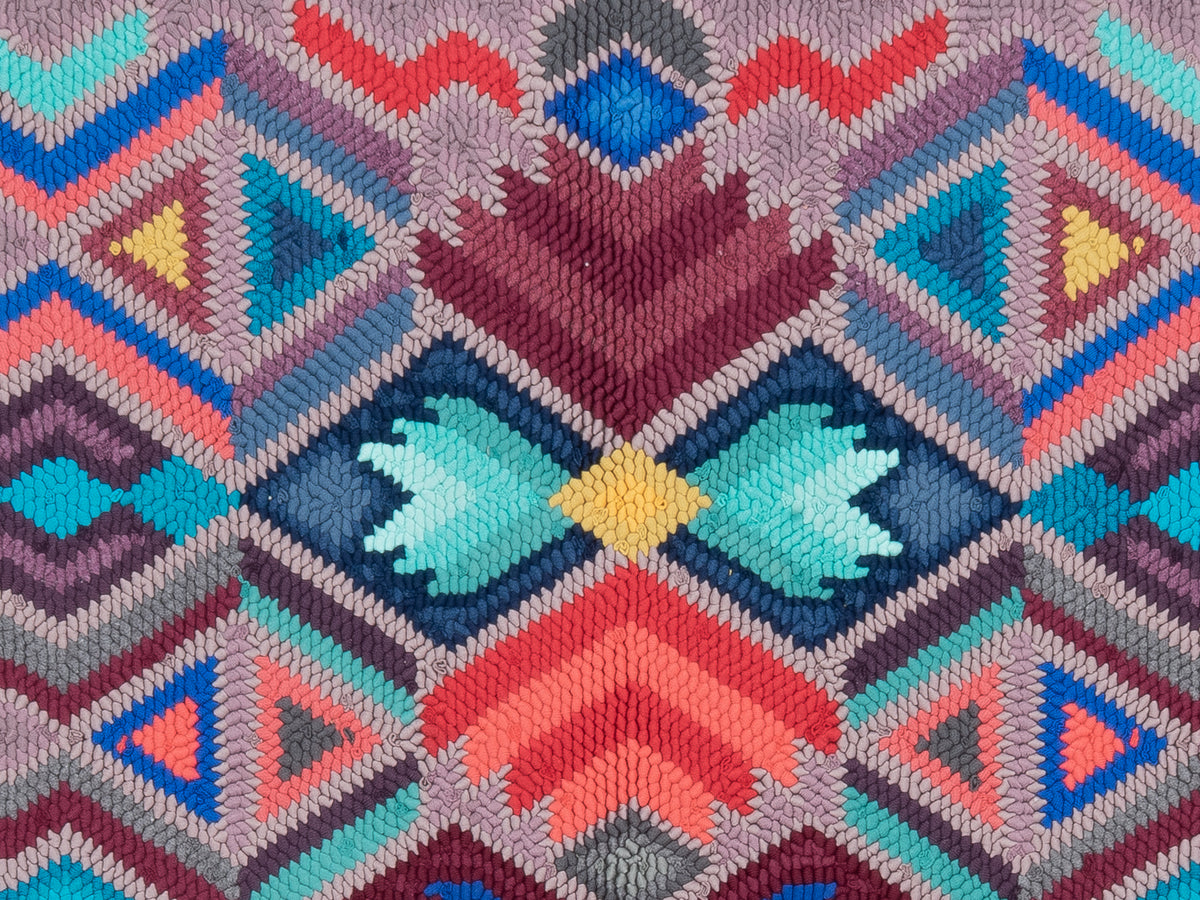¨Rhythms of Heritage¨ Hand-Hooked Medium Rug