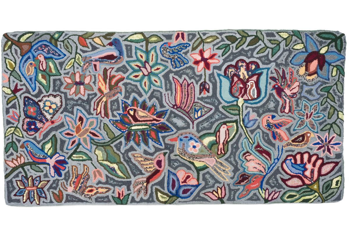 ¨Enchanted Floral Garden¨ Hand-Hooked Large Rug